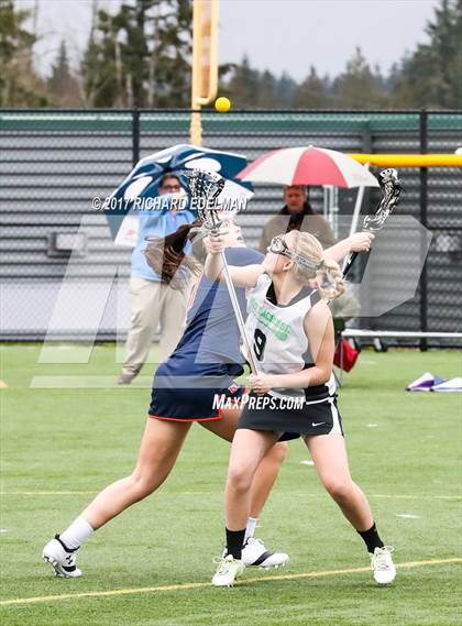 Thumbnail 2 in Issaquah @ Eastside Catholic photogallery.