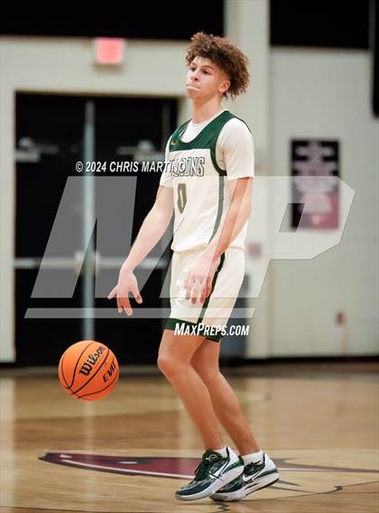 Thumbnail 2 in Georgetown vs Ben Lippen (CNHY Showcase) photogallery.