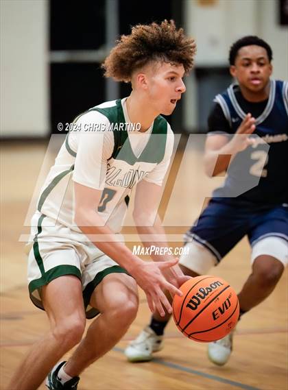 Thumbnail 1 in Georgetown vs Ben Lippen (CNHY Showcase) photogallery.