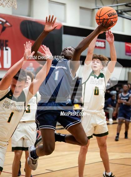 Thumbnail 1 in Georgetown vs Ben Lippen (CNHY Showcase) photogallery.
