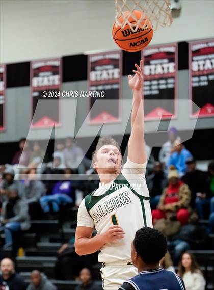 Thumbnail 3 in Georgetown vs Ben Lippen (CNHY Showcase) photogallery.