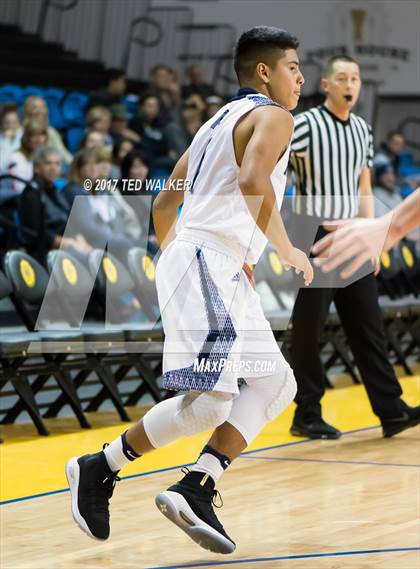 Thumbnail 3 in Stevenson vs. Aptos (Warriors Nor-Cal Invitational) photogallery.