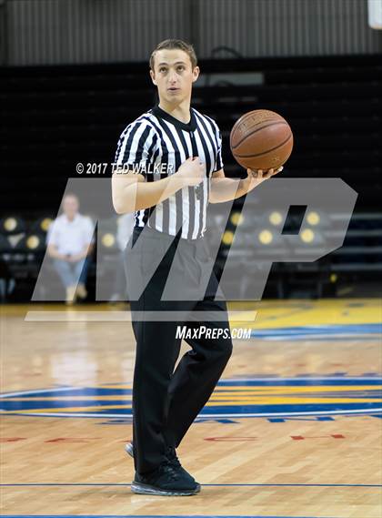 Thumbnail 3 in Stevenson vs. Aptos (Warriors Nor-Cal Invitational) photogallery.