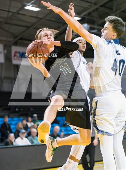 Thumbnail 1 in Stevenson vs. Aptos (Warriors Nor-Cal Invitational) photogallery.