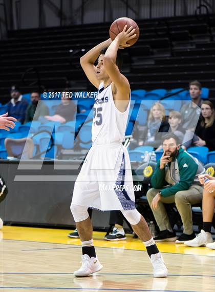 Thumbnail 3 in Stevenson vs. Aptos (Warriors Nor-Cal Invitational) photogallery.