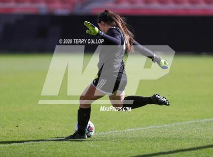 Thumbnail 2 in Murray vs. Olympus (UHSAA 5A Semifinal) photogallery.