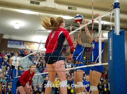 Thumbnail 3 in Bakersfield Christian vs. San Joaquin Memorial (CIF CS D3 Final) photogallery.