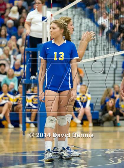 Thumbnail 2 in Bakersfield Christian vs. San Joaquin Memorial (CIF CS D3 Final) photogallery.