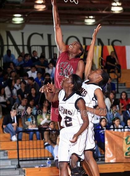 Thumbnail 2 in Cy-Fair vs. Dobie (McDonald’s Texas Invitational) photogallery.