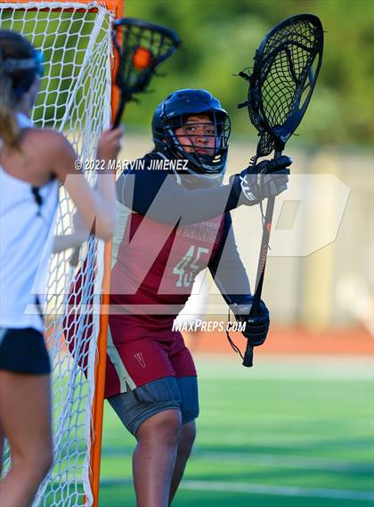Thumbnail 1 in Oak Park vs Downey photogallery.