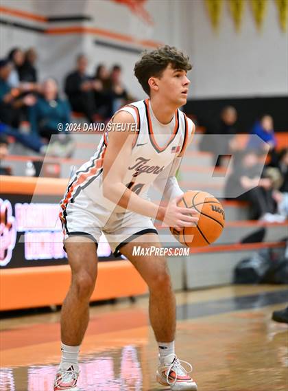 Thumbnail 2 in Gunderson @ Roseville (Tiger Classic) photogallery.