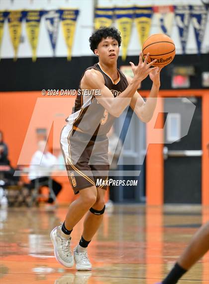 Thumbnail 2 in Gunderson @ Roseville (Tiger Classic) photogallery.