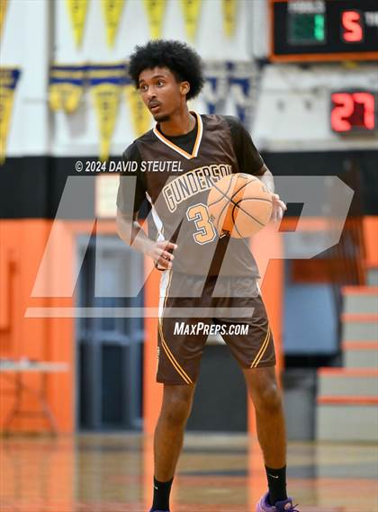 Thumbnail 2 in Gunderson @ Roseville (Tiger Classic) photogallery.