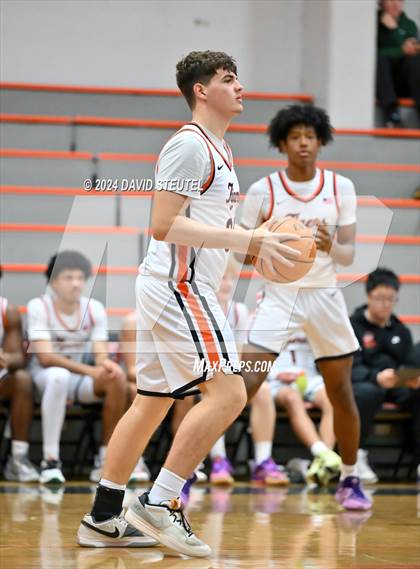 Thumbnail 1 in Gunderson @ Roseville (Tiger Classic) photogallery.