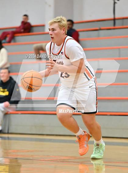 Thumbnail 2 in Gunderson @ Roseville (Tiger Classic) photogallery.