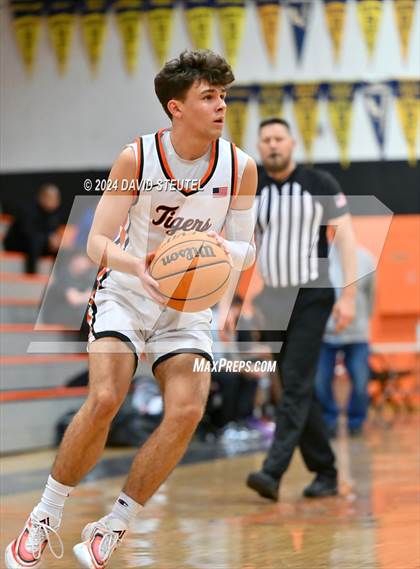 Thumbnail 1 in Gunderson @ Roseville (Tiger Classic) photogallery.