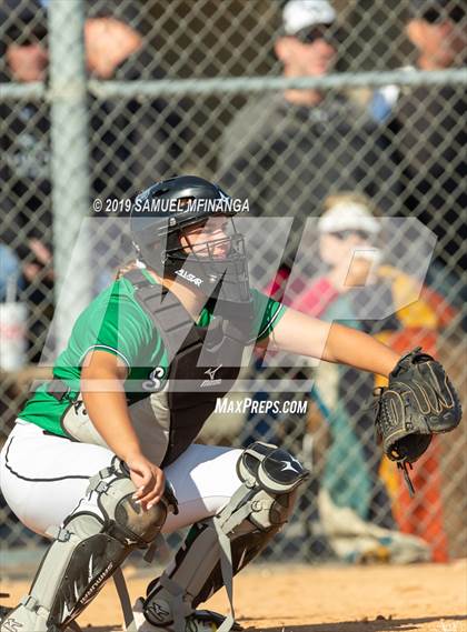 Thumbnail 1 in Skutt Catholic vs. Lincoln East photogallery.
