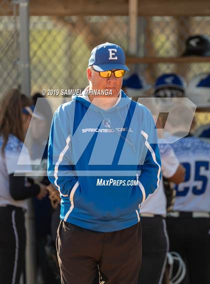 Thumbnail 1 in Skutt Catholic vs. Lincoln East photogallery.