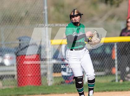 Thumbnail 1 in Skutt Catholic vs. Lincoln East photogallery.