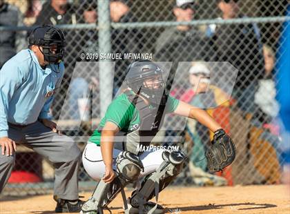 Thumbnail 2 in Skutt Catholic vs. Lincoln East photogallery.