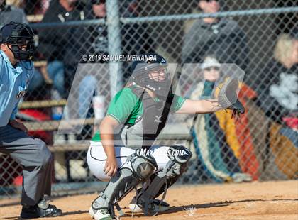 Thumbnail 3 in Skutt Catholic vs. Lincoln East photogallery.