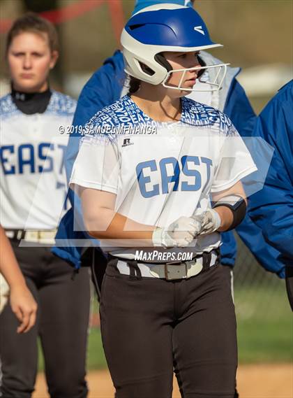 Thumbnail 2 in Skutt Catholic vs. Lincoln East photogallery.