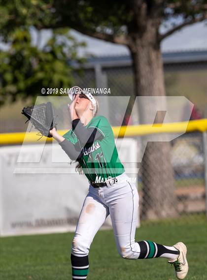 Thumbnail 2 in Skutt Catholic vs. Lincoln East photogallery.