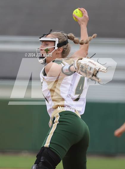Thumbnail 2 in Sheridan vs Athens photogallery.