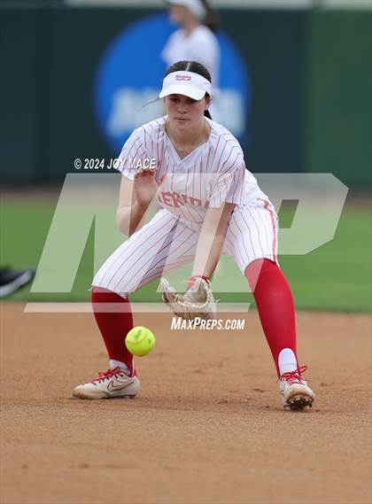Thumbnail 2 in Sheridan vs Athens photogallery.