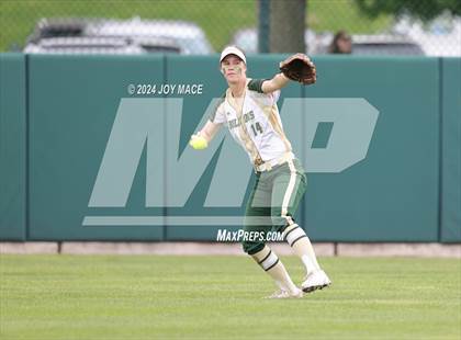 Thumbnail 1 in Sheridan vs Athens photogallery.