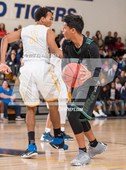 Thumbnail 2 in River Valley @ Inderkum photogallery.