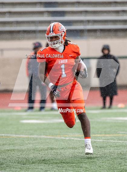 Thumbnail 1 in Monroe @ Lakes (WIAA 3A District Playoff) photogallery.