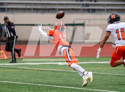 Thumbnail 2 in Monroe @ Lakes (WIAA 3A District Playoff) photogallery.