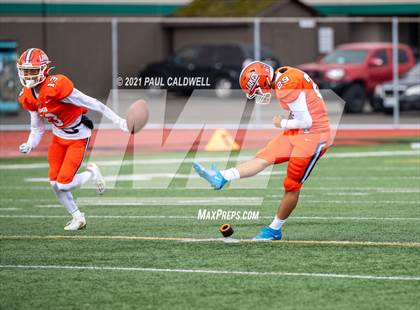 Thumbnail 1 in Monroe @ Lakes (WIAA 3A District Playoff) photogallery.