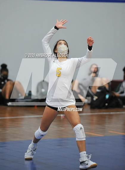 Thumbnail 2 in St. Agnes Academy vs Lutheran South Academy (FAST Private School Tournament) photogallery.