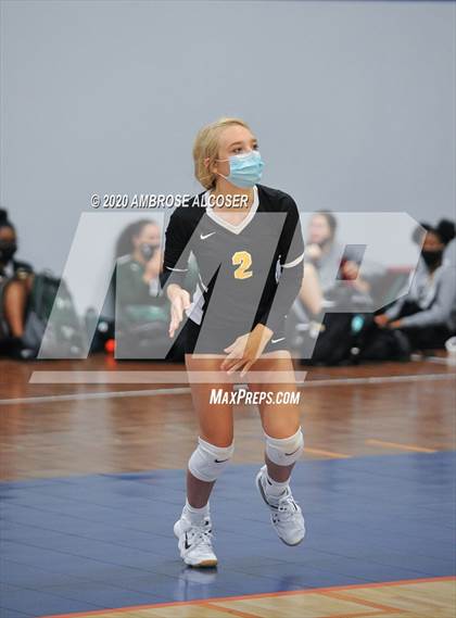 Thumbnail 2 in St. Agnes Academy vs Lutheran South Academy (FAST Private School Tournament) photogallery.