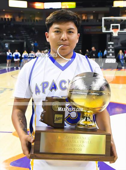 Thumbnail 1 in North Valley Christian Academy vs. Fort Thomas (AIA 1A State Final Awards) photogallery.