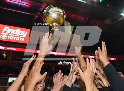 Thumbnail 3 in North Valley Christian Academy vs. Fort Thomas (AIA 1A State Final Awards) photogallery.