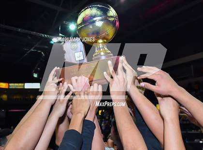 Thumbnail 3 in North Valley Christian Academy vs. Fort Thomas (AIA 1A State Final Awards) photogallery.
