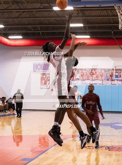 Thumbnail 2 in Lanier vs. Brandon (River City Classic Tournament) photogallery.