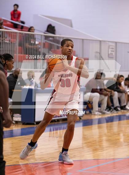 Thumbnail 1 in Lanier vs. Brandon (River City Classic Tournament) photogallery.