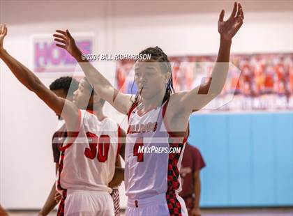 Thumbnail 2 in Lanier vs. Brandon (River City Classic Tournament) photogallery.