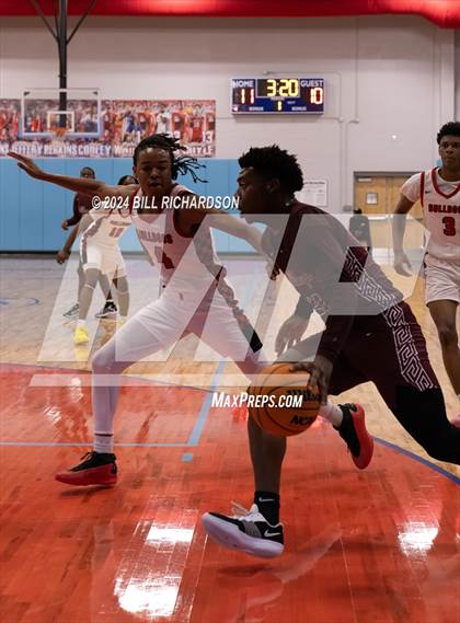 Thumbnail 2 in Lanier vs. Brandon (River City Classic Tournament) photogallery.
