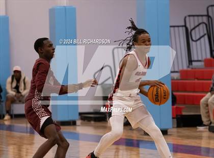 Thumbnail 3 in Lanier vs. Brandon (River City Classic Tournament) photogallery.