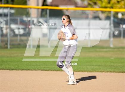 Thumbnail 2 in Ralston Valley @ Arvada West photogallery.