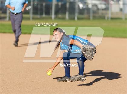 Thumbnail 2 in Ralston Valley @ Arvada West photogallery.