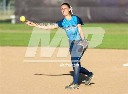 Thumbnail 2 in Ralston Valley @ Arvada West photogallery.