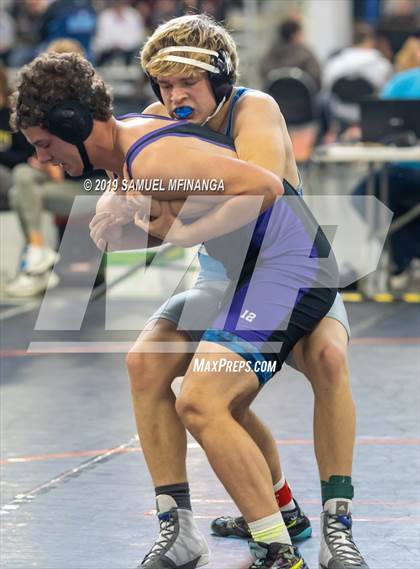 Thumbnail 2 in Papillion-LaVista South vs. Bellevue East (Flatwater Fracas Wrestling Tournament) photogallery.