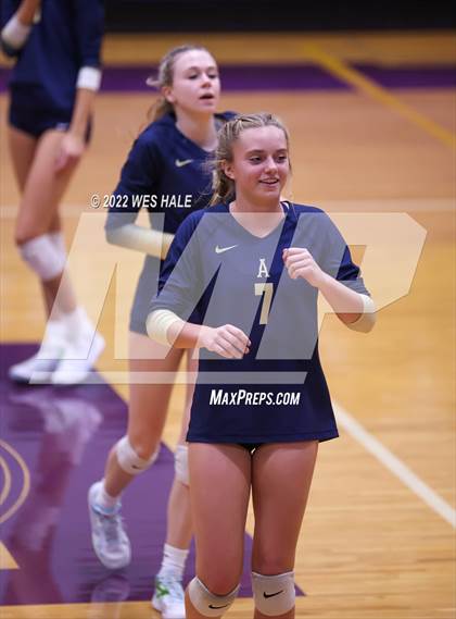 Thumbnail 2 in Arlington @ DeSoto Central photogallery.