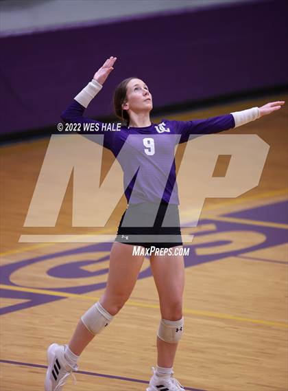 Thumbnail 1 in Arlington @ DeSoto Central photogallery.
